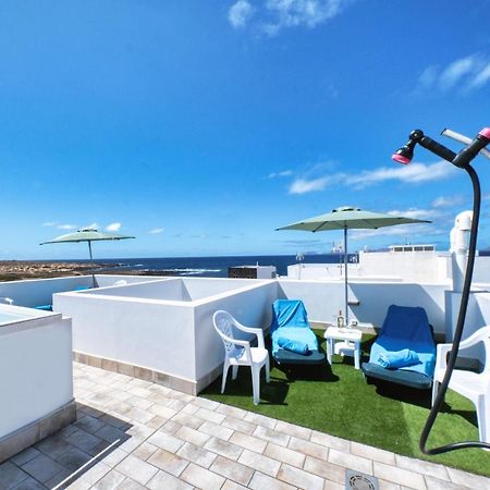 Villa Karma Famara 2 25m del mar Exterior foto